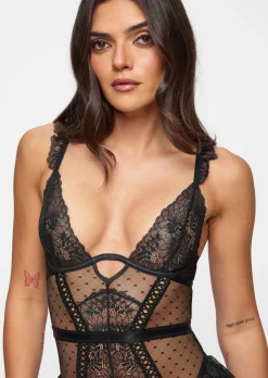 Entice Me Lace Crotchless Teddy Lingerie - Black