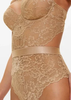 Hold Me Tight Lace Lingerie Body - Nude 01
