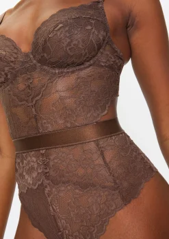 Hold Me Tight Lace Lingerie Body - Nude 04