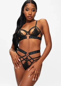 Unleash Me Lace Crotchless Lingerie 3 Piece Set - Black